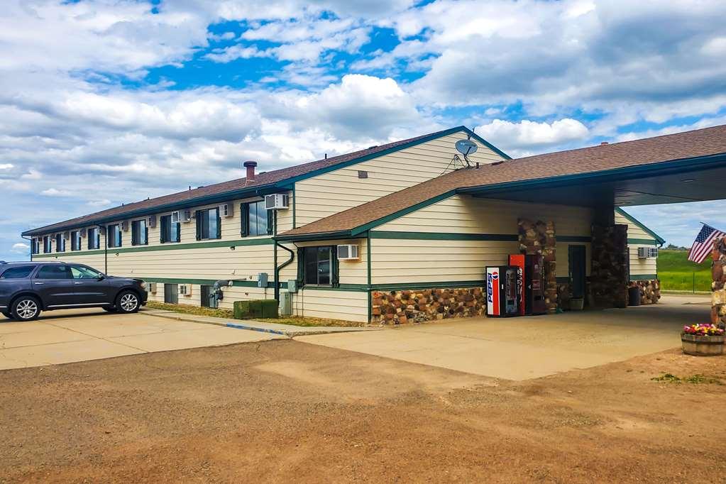 Rodeway Inn Gateway To Medora T-Roosevelt & Makoshika State Park Wibaux Экстерьер фото
