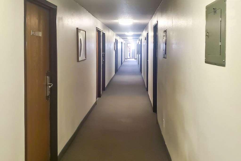 Rodeway Inn Gateway To Medora T-Roosevelt & Makoshika State Park Wibaux Интерьер фото